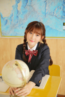 明星专题：奥莉维亚·卢卡尔迪